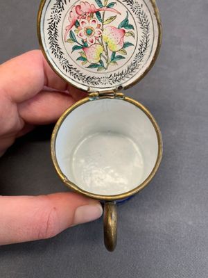 A Chinese Canton enamel mustard jar and square dish, Qianlong/Jiaqing — 照片 9