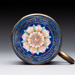 A Chinese Canton enamel mustard jar and square dish, Qianlong/Jiaqing — 照片 8