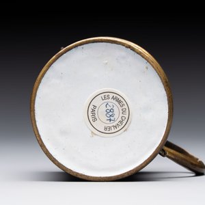 A Chinese Canton enamel mustard jar and square dish, Qianlong/Jiaqing — 照片 9