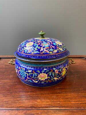 A Chinese Canton enamel three-piece warming bowl, Qianlong — 照片 1