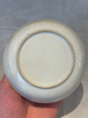 A Chinese Canton famille rose 18-piece 'mandarin subject' tea service, Qianlong — foto 19