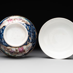 A Chinese Canton famille rose 18-piece 'mandarin subject' tea service, Qianlong — foto 13