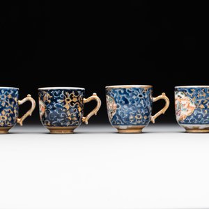 A Chinese Canton famille rose 18-piece 'mandarin subject' tea service, Qianlong — foto 16