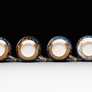 A Chinese Canton famille rose 18-piece 'mandarin subject' tea service, Qianlong — foto 19
