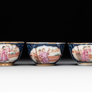 A Chinese Canton famille rose 18-piece 'mandarin subject' tea service, Qianlong — foto 20