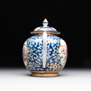 A Chinese Canton famille rose 18-piece 'mandarin subject' tea service, Qianlong — foto 5