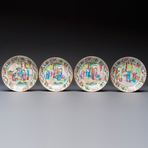 A Chinese Canton famille rose 20-piece tea service with figural design, 19th C. — photo 14