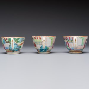 A Chinese Canton famille rose 20-piece tea service with figural design, 19th C. — photo 25