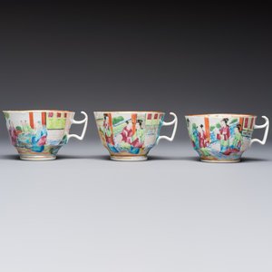 A Chinese Canton famille rose 20-piece tea service with figural design, 19th C. — photo 30