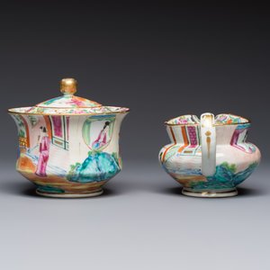 A Chinese Canton famille rose 20-piece tea service with figural design, 19th C. — photo 9
