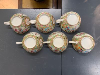 A Chinese Canton famille rose 62-piece Scottish market Ormiston armorial tea service, 19th C. — photo 14