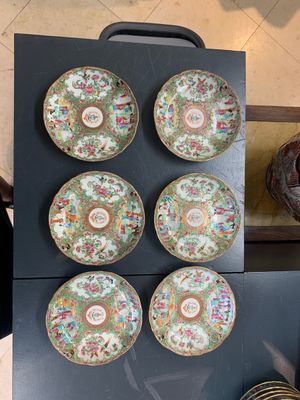 A Chinese Canton famille rose 62-piece Scottish market Ormiston armorial tea service, 19th C. — photo 23