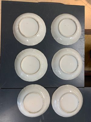 A Chinese Canton famille rose 62-piece Scottish market Ormiston armorial tea service, 19th C. — photo 26