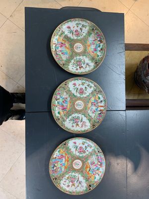 A Chinese Canton famille rose 62-piece Scottish market Ormiston armorial tea service, 19th C. — photo 31