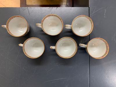 A Chinese Canton famille rose 62-piece Scottish market Ormiston armorial tea service, 19th C. — photo 9