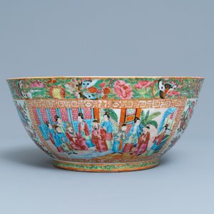 A Chinese Canton famille rose bowl, 19th C. — 照片 2