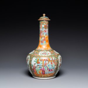 A Chinese Canton famille rose bowl and a covered bottle vase, 19th C. — photo 4