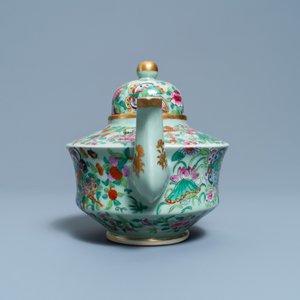 A Chinese Canton famille rose celadon-ground service, 19th C. — 照片 11