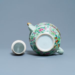 A Chinese Canton famille rose celadon-ground service, 19th C. — 照片 13