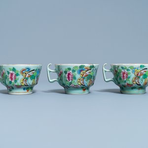 A Chinese Canton famille rose celadon-ground service, 19th C. — 照片 32