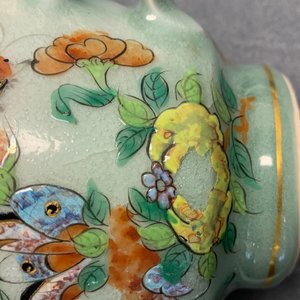 A Chinese Canton famille rose celadon-ground service, 19th C. — 照片 56