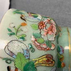 A Chinese Canton famille rose celadon-ground service, 19th C. — 照片 58