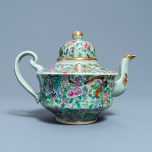 A Chinese Canton famille rose celadon-ground service, 19th C. — 照片 10