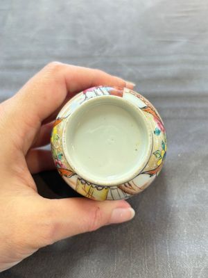 A Chinese Canton famille rose gilt-decorated covered cup and saucer, Qianlong — 照片 9