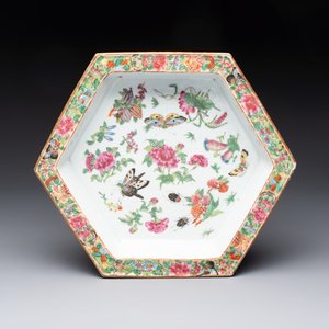 A Chinese Canton famille rose hexagonal planter and stand with narrative design — photo 8