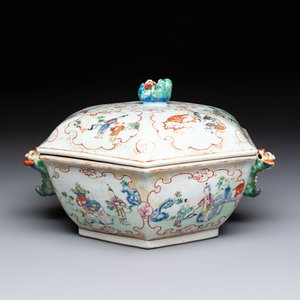 A Chinese Canton famille rose hexagonal tureen and cover, Qianlong — foto 1
