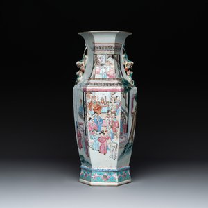 A Chinese Canton famille rose hexagonal vase with narrative design, 19th C. — photo 1