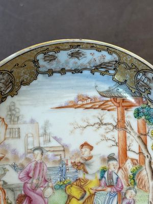 A Chinese Canton famille rose 'mandarin subject' covered teapot and a pair of saucers, Qianlong — photo 12