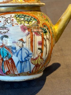 A Chinese Canton famille rose 'mandarin subject' covered teapot and a pair of saucers, Qianlong — photo 19