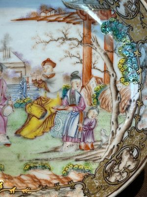 A Chinese Canton famille rose 'mandarin subject' covered teapot and a pair of saucers, Qianlong — photo 10