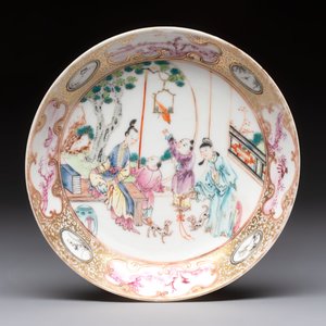 A Chinese Canton famille rose 'mandarin subject' cup and saucer, Qianlong — foto 2