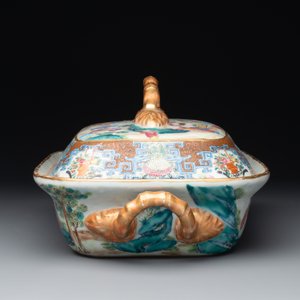 A Chinese Canton famille rose 'mandarin subject' oval dish, a strainer, a covered tureen and stand, 19th C. — 照片 5