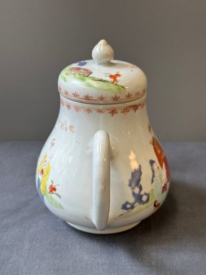 A Chinese Canton famille rose 'mandarin subject' tureen and cover on stand and a teapot and cover, Qianlong — photo 24
