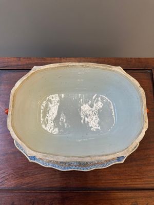A Chinese Canton famille rose 'mandarin subject' tureen, cover and stand, Qianlong — 照片 11