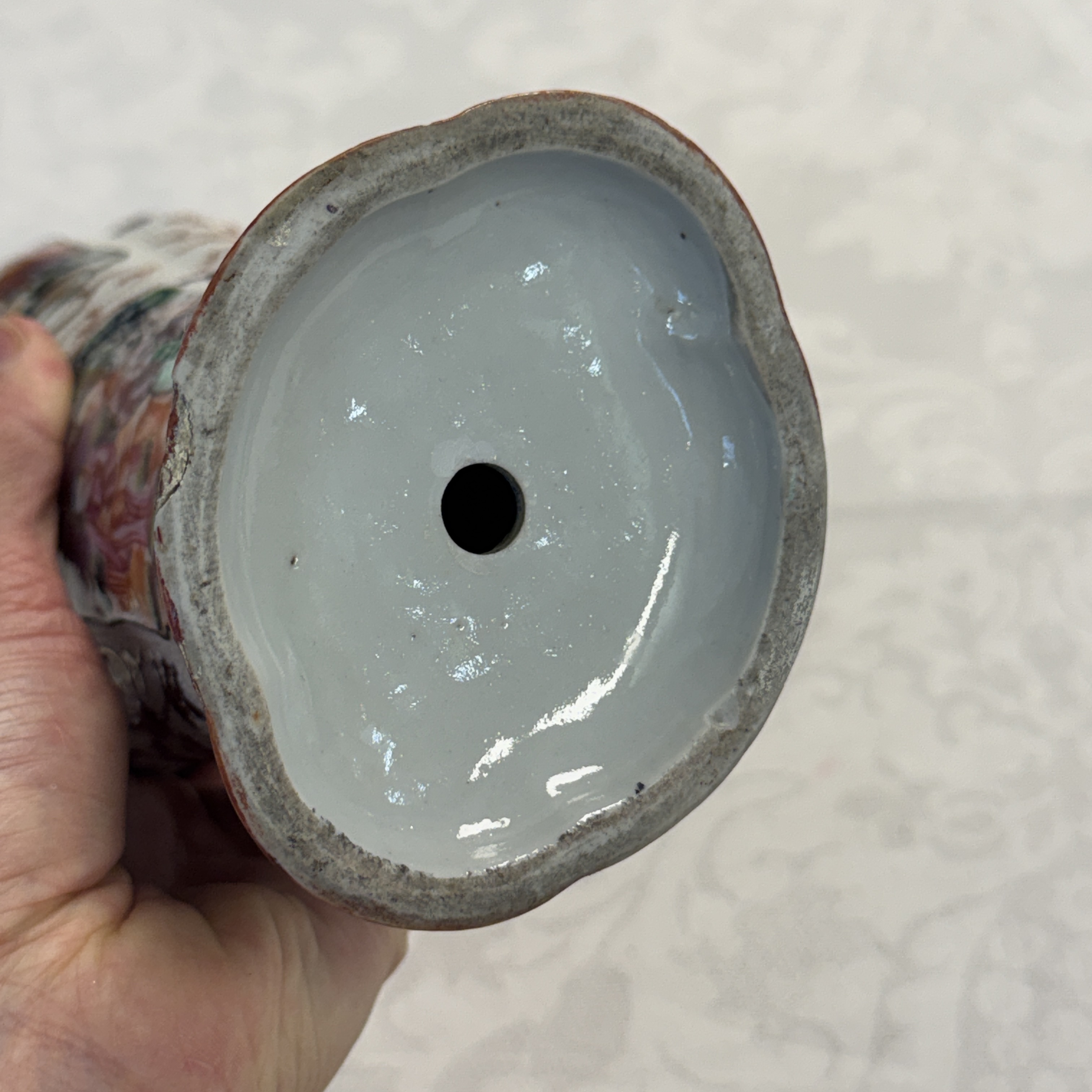 A Chinese Canton famille rose 'Mandarin Subject' vase — photo 12