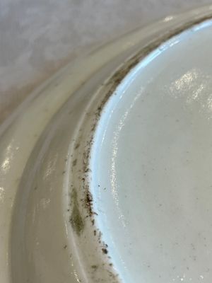 A Chinese Canton famille rose plate, a famille rose vase and a saucer, Qianlong and later — photo 16