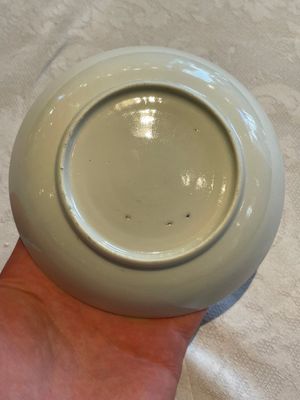 A Chinese Canton famille rose plate, a famille rose vase and a saucer, Qianlong and later — photo 20