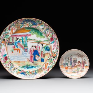 A Chinese Canton famille rose plate, a famille rose vase and a saucer, Qianlong and later — photo 2