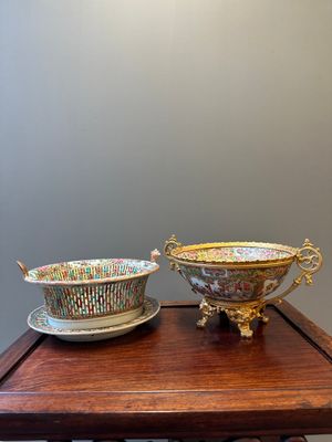 A Chinese Canton famille rose reticulated basket on stand and a bowl with gilt bronze mounts, 19th C. — 照片 1