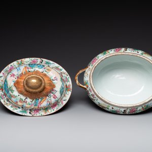 A Chinese Canton famille rose tureen and cover with narrative design, 19th C. — 照片 3