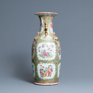 A Chinese Canton famille rose vase, 19th C. — photo 4