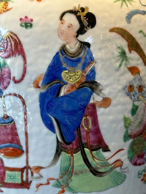 A Chinese Canton famille rose 'Wu Shuang Pu' vase, 19th C. — foto 13