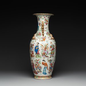 A Chinese Canton famille rose 'Wu Shuang Pu' vase, 19th C. — foto 2