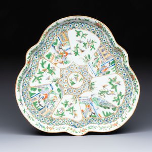 A Chinese Canton famille verte three-piece tea service and three vases, 19th C. — 照片 2