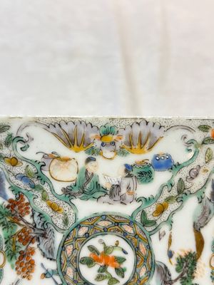 A Chinese Canton famille verte tile, 19th C. — foto 2