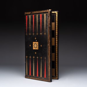 A Chinese Canton gilt-lacquered backgammon board, 19th C. — 照片 3